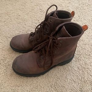 women’s timberland boots size 6.5 NEW